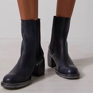 Free People Black Chelsea Heeled Boots